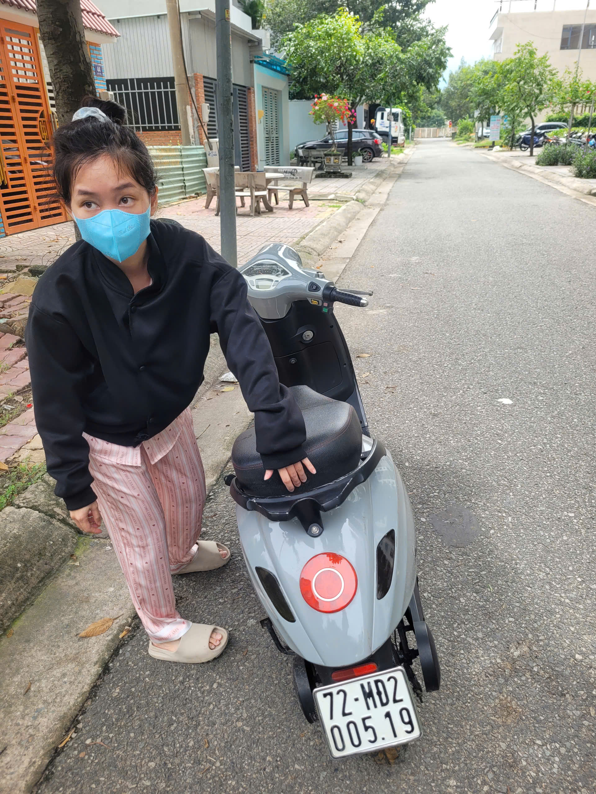 Gửi xe máy từ sài gòn đi về Long Đất